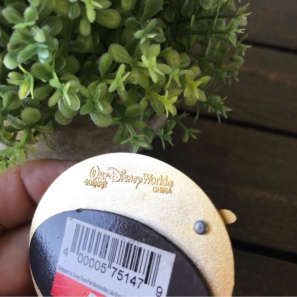 Walt Disney World Mickey & Friends on Monorail Collectible Oval Magnet 2” Metal - Picture 10 of 12